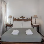 Aldea Hotel Karterados (Santorini)
