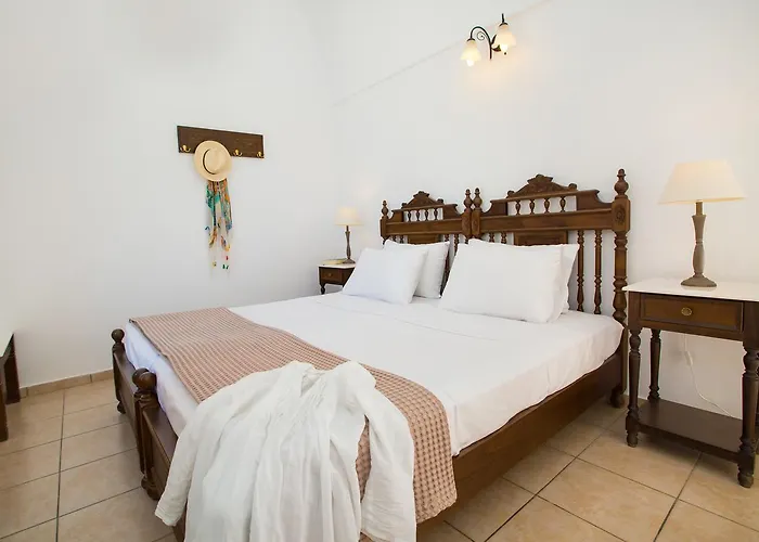 Hotel Aldea Karterados (Santorini)