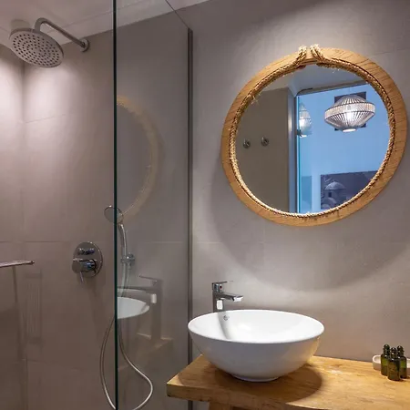 Aldea Hotel