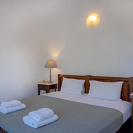 Hotel Aldea Karterados (Santorini)