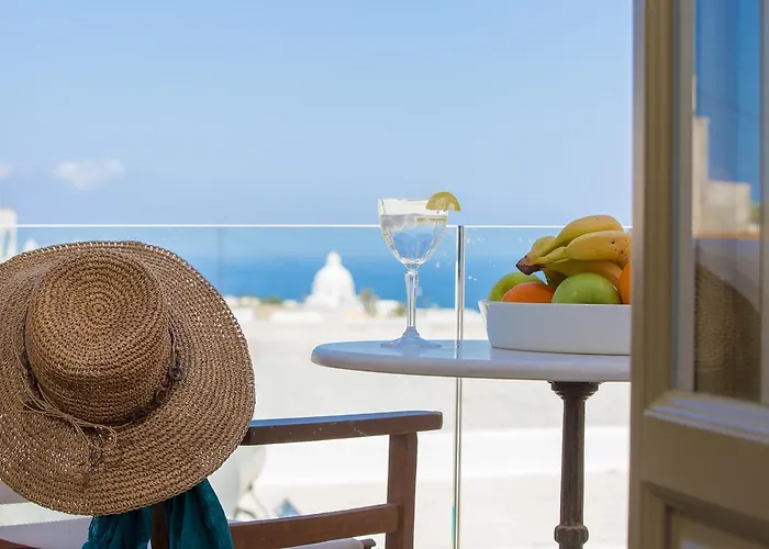 Aldea Hotel Karterados (Santorini)