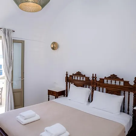 Aldea Hotel Karterados (Santorini)